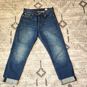 LEVI'S Wedgie Fit Jeans Mediem Wash Size 26